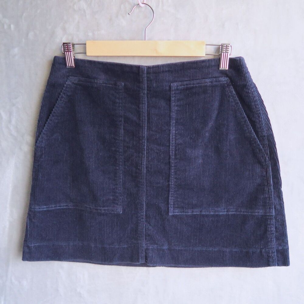 UNIQLO Navy Medium Wale Corduroy Mini Skirt Size 10 Patch Pockets Academia